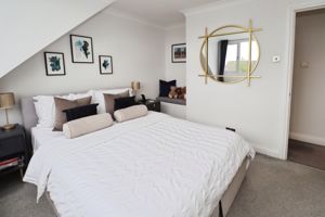 CHESTNUT WAY - click for photo gallery